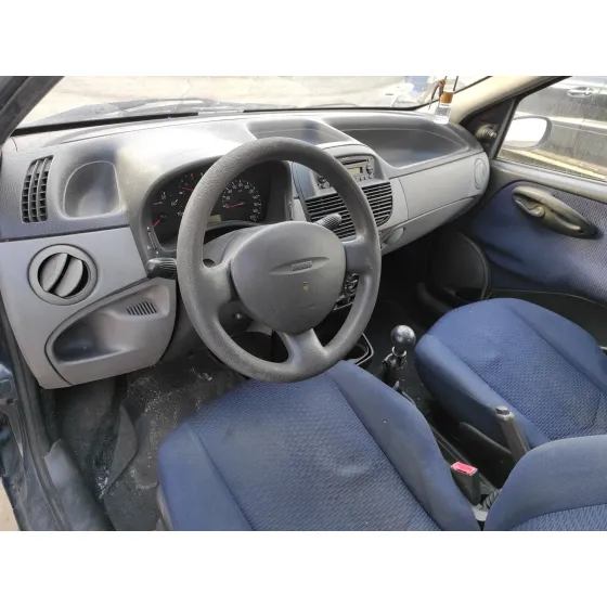 FIAT PUNTO BERLINA (188) '2002 * GRIS