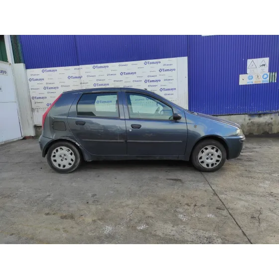 FIAT PUNTO BERLINA (188) '2002 * GRIS