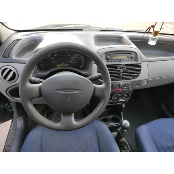 FIAT PUNTO BERLINA (188) '2002 * GRIS