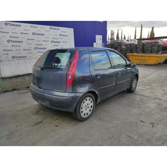 FIAT PUNTO BERLINA (188) '2002 * GRIS