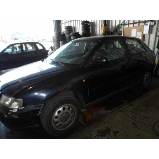 AUDI A3 (8L) '1999 1.6 AZUL OSCURO