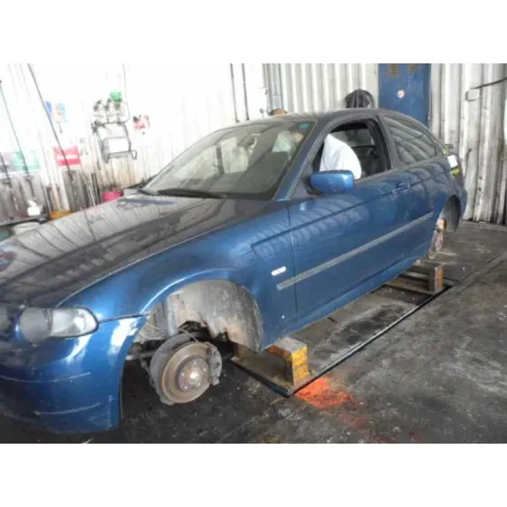 BMW SERIE 3 COMPACT (E46) '2004 1.8 16V AZUL