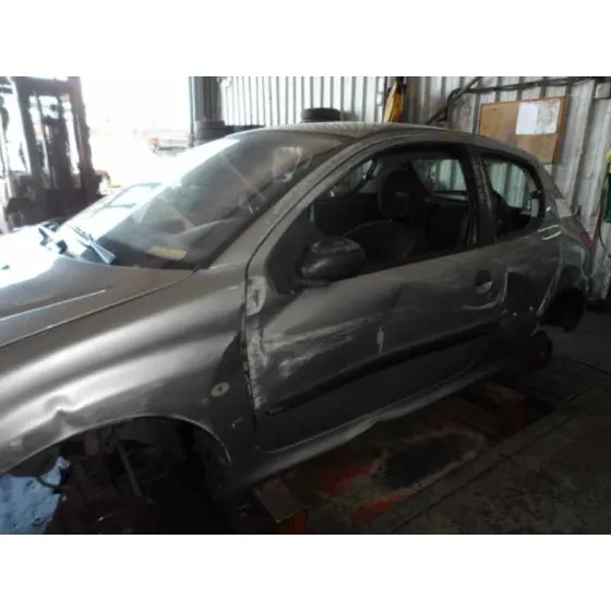 PEUGEOT 206 BERLINA '2003 1.6 16V CAT PLATA