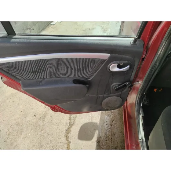 DACIA SANDERO '2011 1.2 16V CAT GRANATE