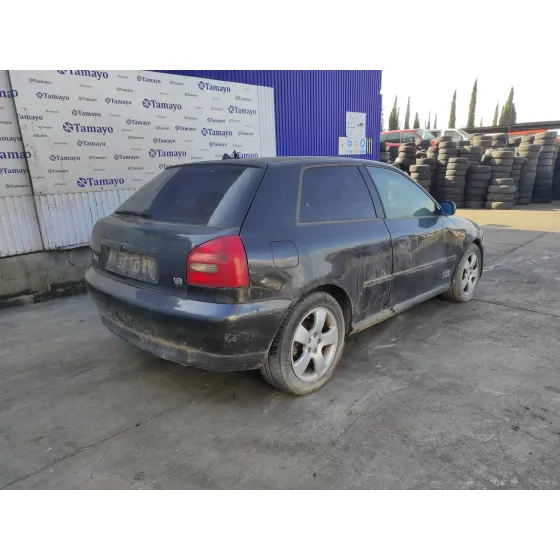 AUDI A3 (8L) '1999 * NEGRO