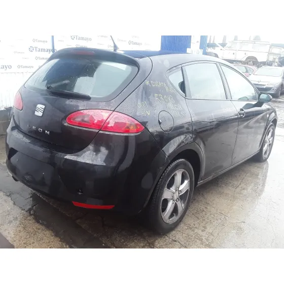 SEAT LEON (1P1) '2008 1.9 TDI NEGRO