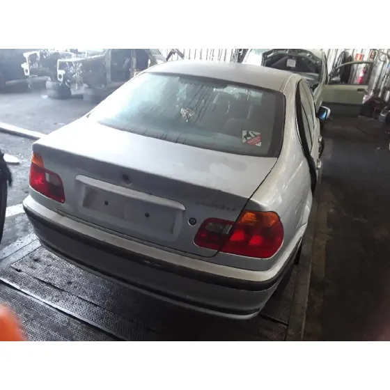 BMW SERIE 3 BERLINA (E46) '2001 * GRANATE