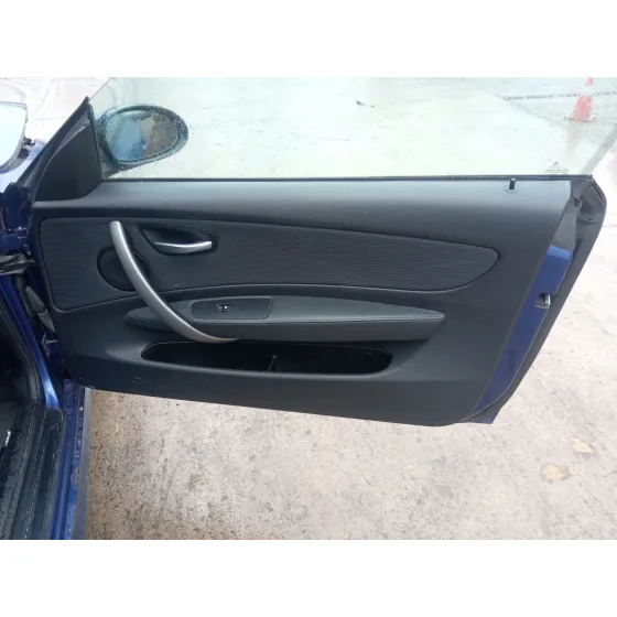BMW SERIE 1 BERLINA (E81/E87) '2009 2.0 16V DIESEL CAT AZUL