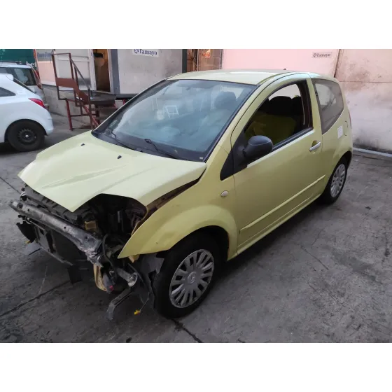 CITROEN C2 '2005 1.1 AMARILLO