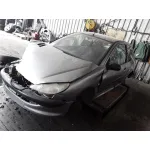 PEUGEOT 206 BERLINA PEUGEOT 206 BERLINA '2002 1.4 HDI PLATA 1998
