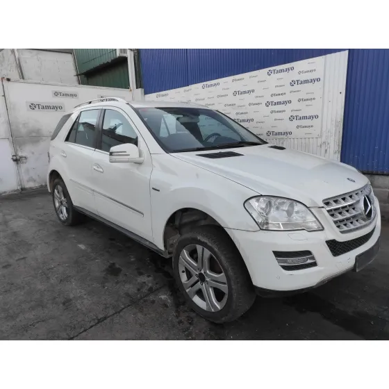 MERCEDES CLASE M (W164) '2011 ML 300 CDI BE 4-MATIC (164.121) BLANCO