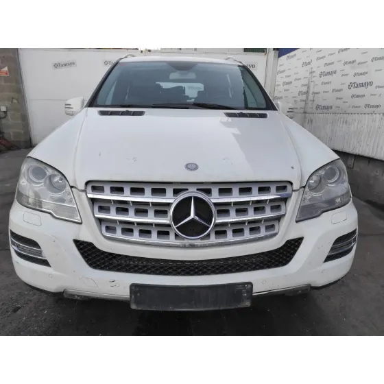 MERCEDES CLASE M (W164) '2011 ML 300 CDI BE 4-MATIC (164.121) BLANCO