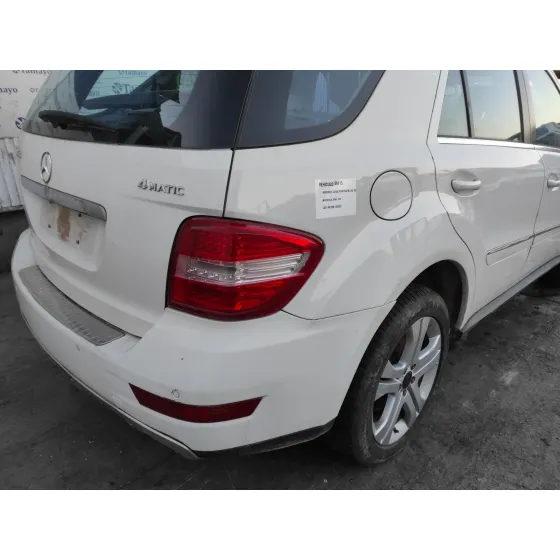 MERCEDES CLASE M (W164) '2011 ML 300 CDI BE 4-MATIC (164.121) BLANCO