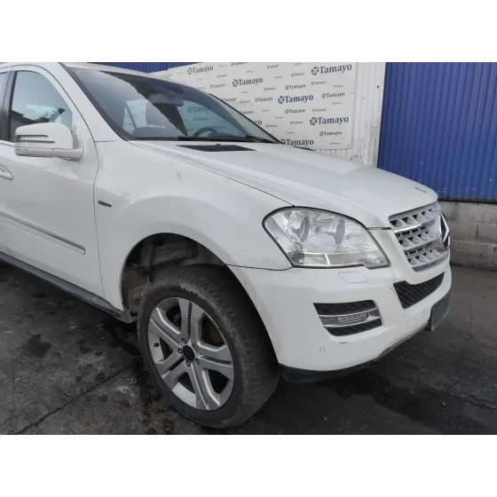 MERCEDES CLASE M (W164) '2011 ML 300 CDI BE 4-MATIC (164.121) BLANCO