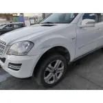 MERCEDES-BENZ CLASE M (W164) MERCEDES CLASE M (W164) '2011 ML 300 CDI BE 4-MATIC (164.121) BLANCO 2010