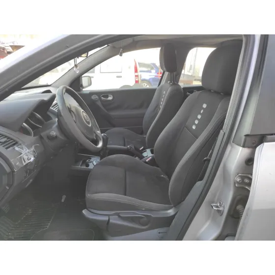 RENAULT MEGANE II BERLINA 5P '2008 *