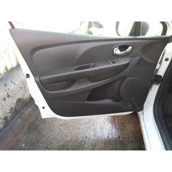 RENAULT CLIO IV '2017 1.5 DCI DIESEL FAP ENERGY BLANCO