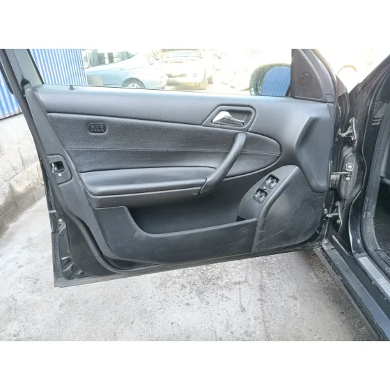 Mercedes-Benz CLASE C (W203) 2003