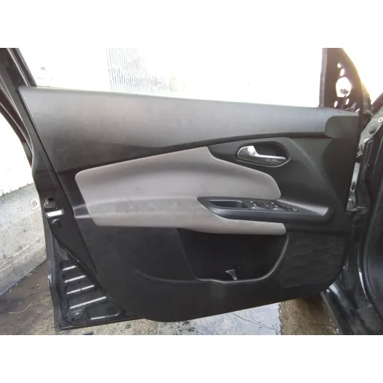 FIAT TIPO II (357) BERLINA '2018 1.6 JTDM 16V NEGRO