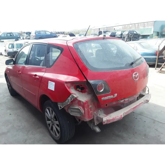 MAZDA 3 BERLINA (BK) '2007 1.6 CD DIESEL CAT ROJO