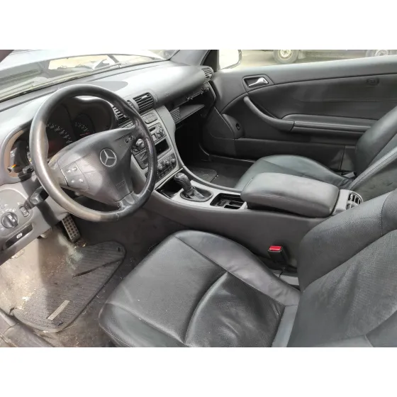 MERCEDES CLASE C (W203) SPORTCOUPE '2004 C 220 CDI (LA) (203.708) NEGRO