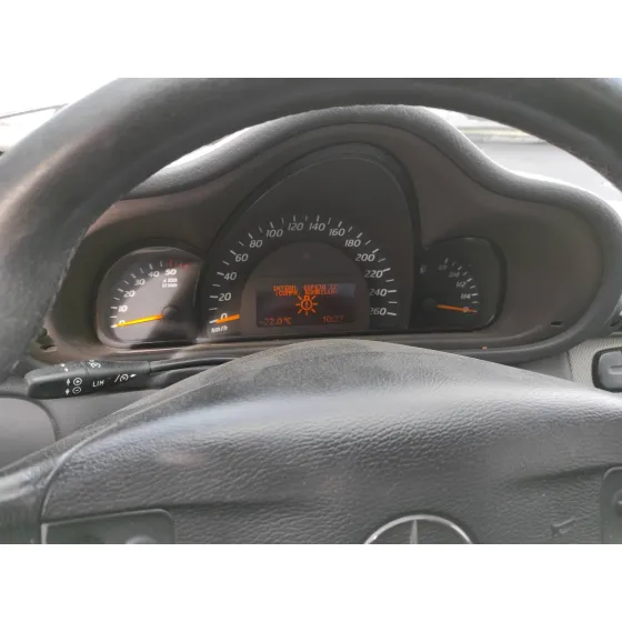 MERCEDES CLASE C (W203) SPORTCOUPE '2004 C 220 CDI (LA) (203.708) NEGRO