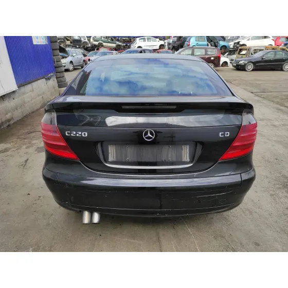 MERCEDES CLASE C (W203) SPORTCOUPE '2004 C 220 CDI (LA) (203.708) NEGRO
