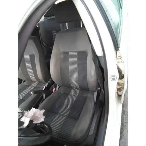 VOLKSWAGEN POLO (9N3) '2009 1.4 16V BLANCO