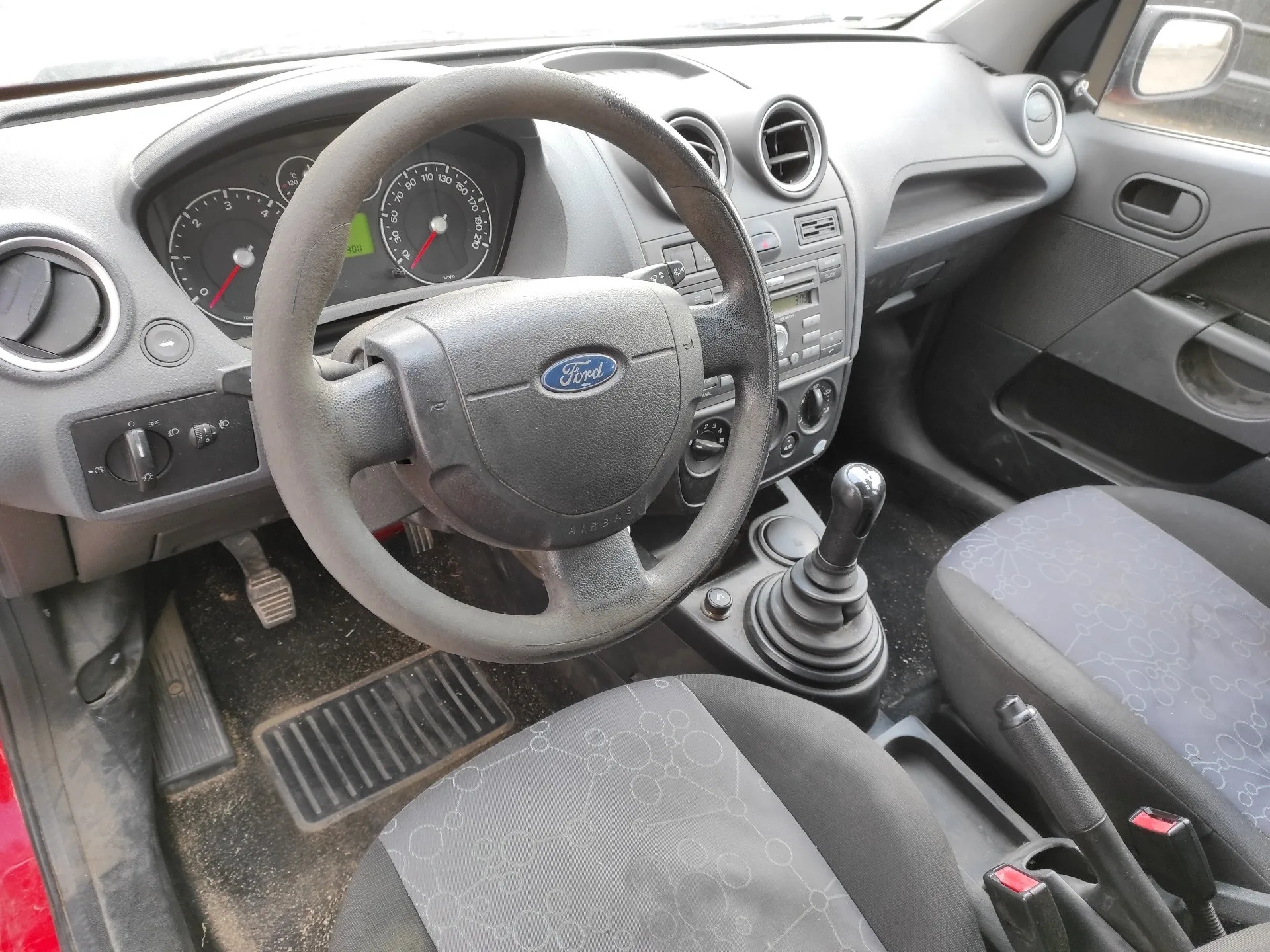 FORD FIESTA (CBK) FORD FIESTA (CBK) '2008 1.4 TDCI CAT ROJO 2001