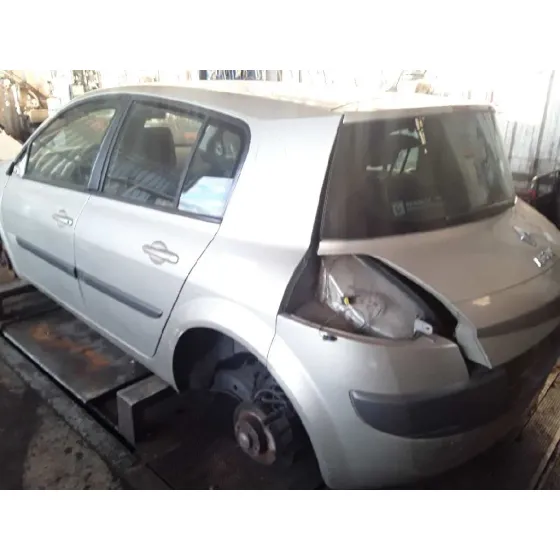 RENAULT MEGANE II BERLINA 5P '2006 1.5 DCI DIESEL CAT PLATA