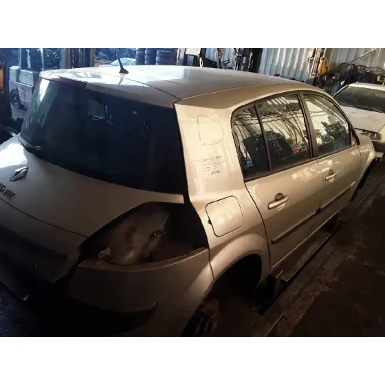 RENAULT MEGANE II BERLINA 5P '2006 1.5 DCI DIESEL CAT PLATA