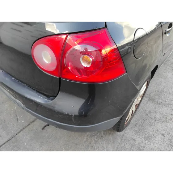 VOLKSWAGEN GOLF V BERLINA (1K1) '2004 1.6 16V FSI NEGRO