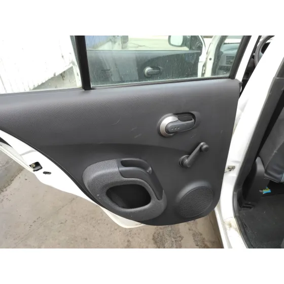 NISSAN MICRA (K12E) '2004 1.2 CAT BLANCO