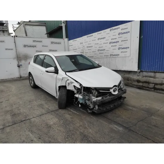 TOYOTA AURIS '2013 1.4 TURBODIESEL CAT BLANCO
