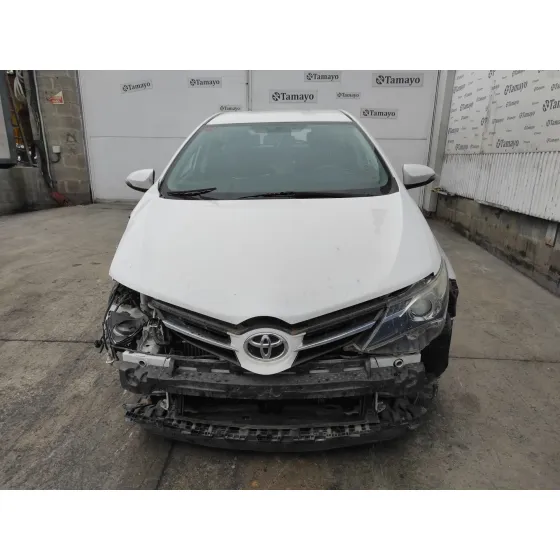 TOYOTA AURIS '2013 1.4 TURBODIESEL CAT BLANCO