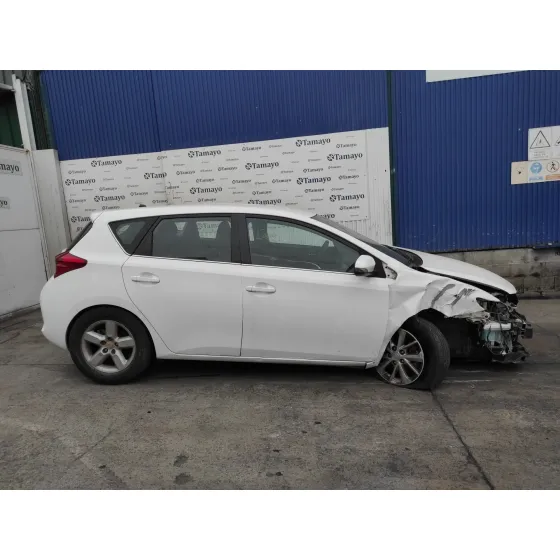 TOYOTA AURIS '2013 1.4 TURBODIESEL CAT BLANCO