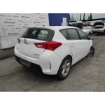 TOYOTA AURIS (_E18_) TOYOTA AURIS '2013 1.4 TURBODIESEL CAT BLANCO 2012