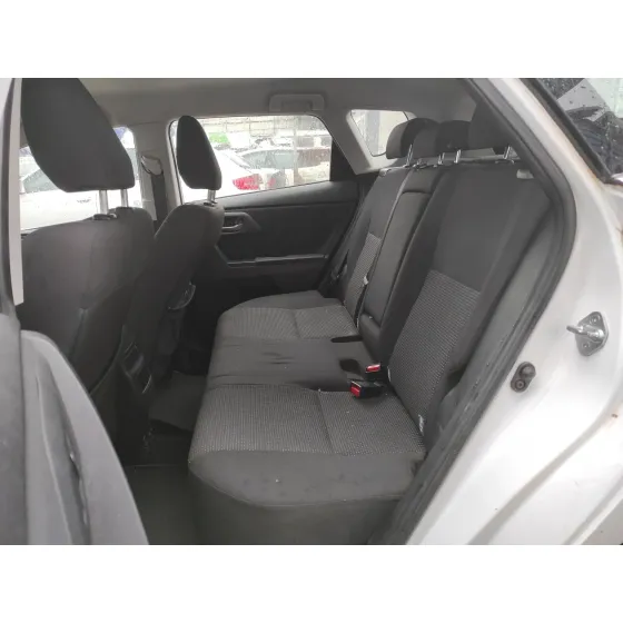 TOYOTA AURIS '2013 1.4 TURBODIESEL CAT BLANCO