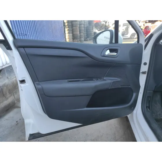 CITROEN C4 LIM. '2011 * BLANCO
