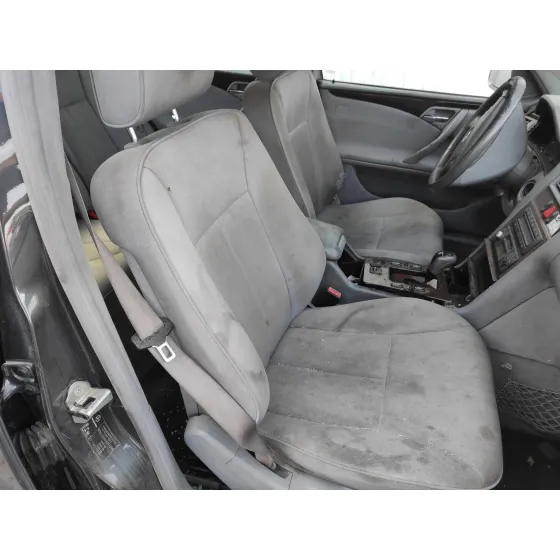 MERCEDES CLASE E (W210) BERLINA DIESEL '2000 2.2 CDI CAT NEGRO