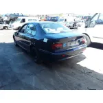 BMW SERIE 5 BERLINA (E39) '1996 523I AZUL OSCURO