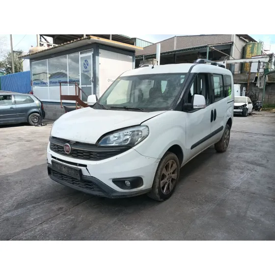 Fiat DOBLO AUTOBUS (263_) 2010