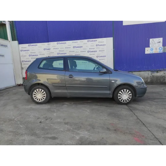 VOLKSWAGEN POLO (9N1) '2005 * LILA