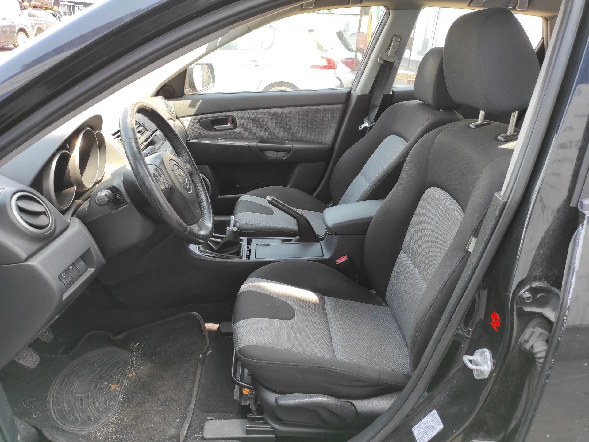 MAZDA 3 BERLINA (BK) MAZDA 3 BERLINA (BK) '2007 1.6 CD DIESEL CAT NEGRO 2003