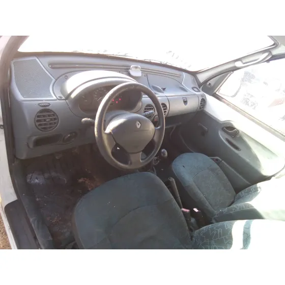 RENAULT KANGOO (F/KC0) '2001 1.9 DIESEL BLANCO
