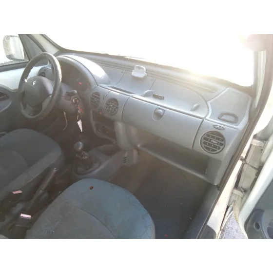 RENAULT KANGOO (F/KC0) '2001 1.9 DIESEL BLANCO