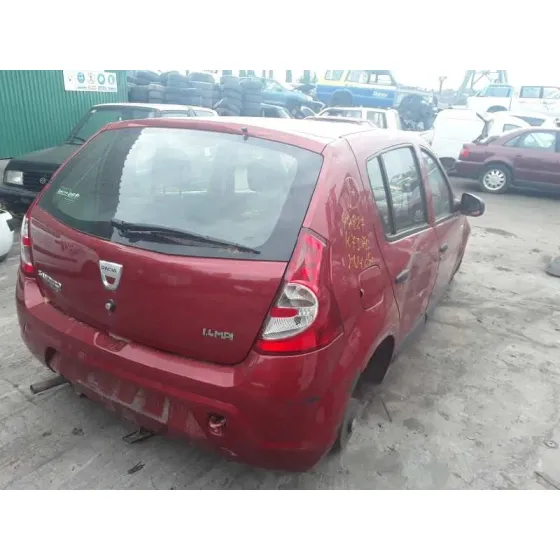 DACIA SANDERO '2009 BASICO GRANATE