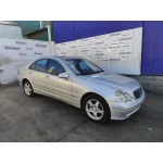 MERCEDES-BENZ CLASE C (W203) BERLINA MERCEDES CLASE C (W203) BERLINA '2002 2.2 CDI CAT PLATA 2000