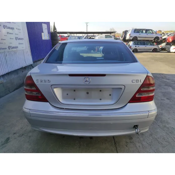 MERCEDES CLASE C (W203) BERLINA '2002 2.2 CDI CAT PLATA