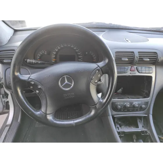 MERCEDES CLASE C (W203) BERLINA '2002 2.2 CDI CAT PLATA